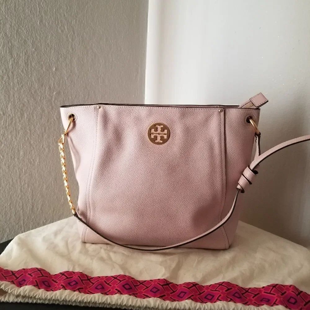 Tory Burch Carson Shoulder Bag